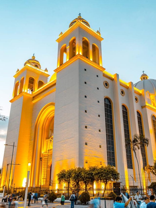 Bespoke Journeys El Salvador - Santa Ana Volcano